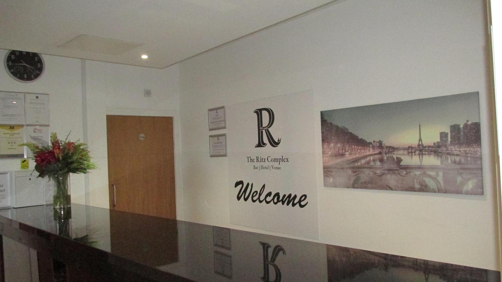 The R Inn Hotel Desborough Pokoj fotografie
